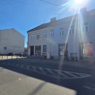 Lokal na sprzedaż