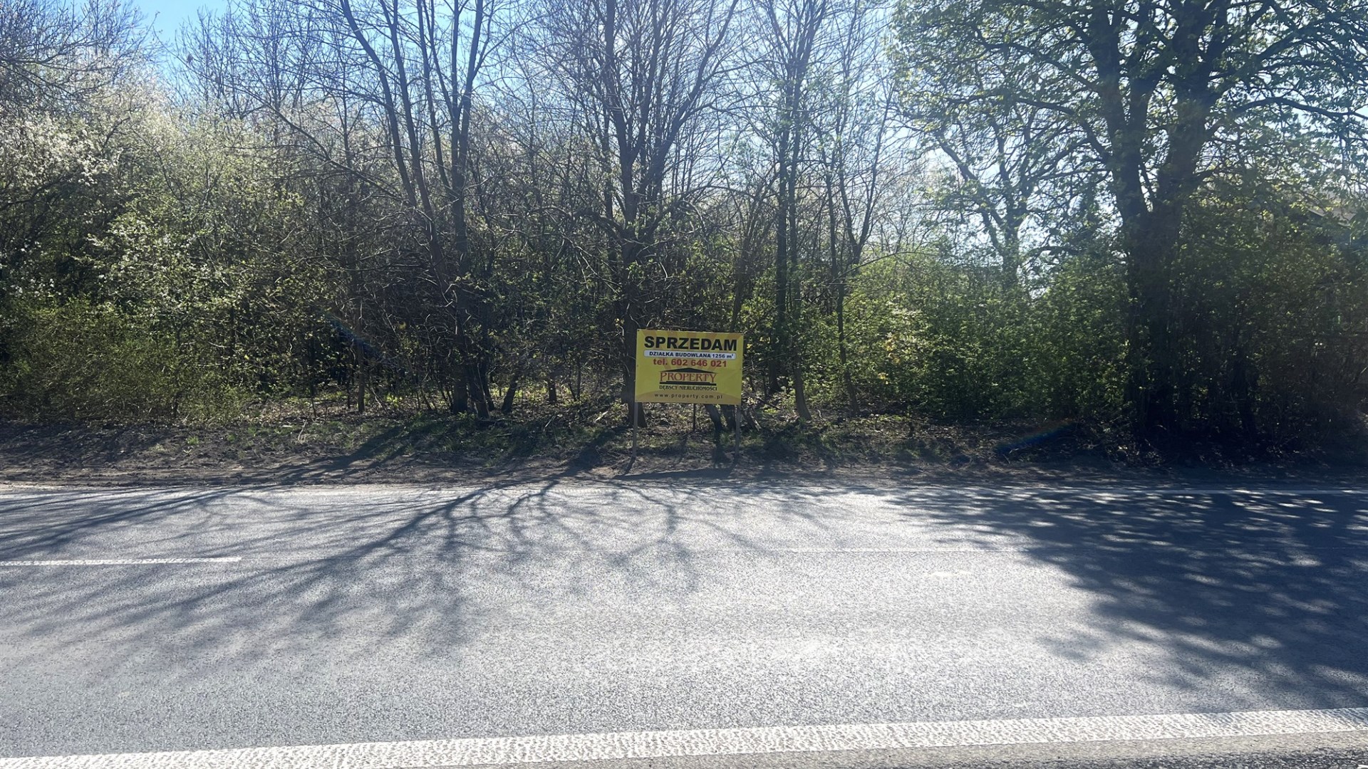 Działka na sprzedaż