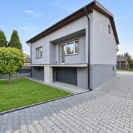 Dom na sprzedaż